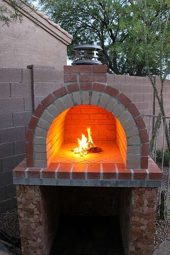 How To Build a Wood Fired Brick Oven (35)