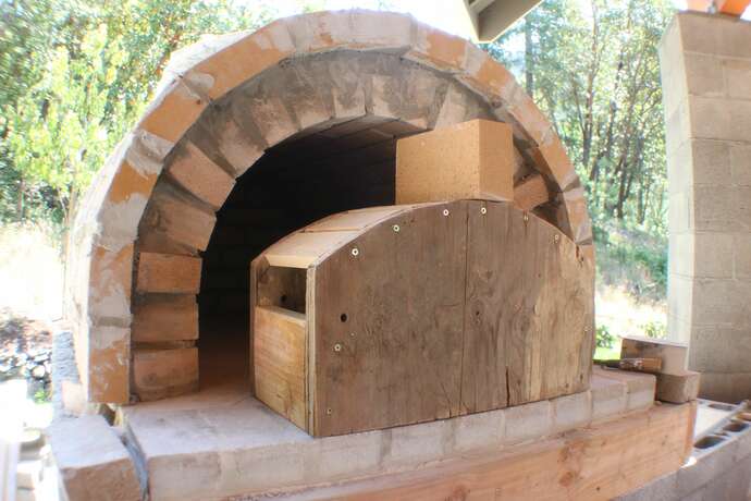 How To Build An Outdoor Pizza Oven (7)